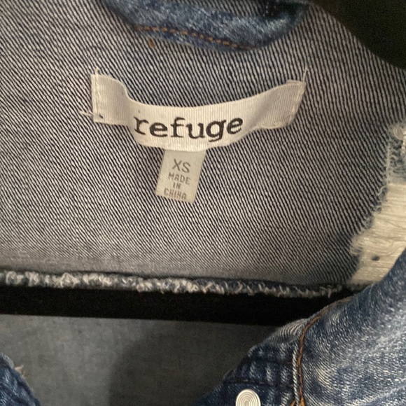 Jean jacket - Picture 2 of 3